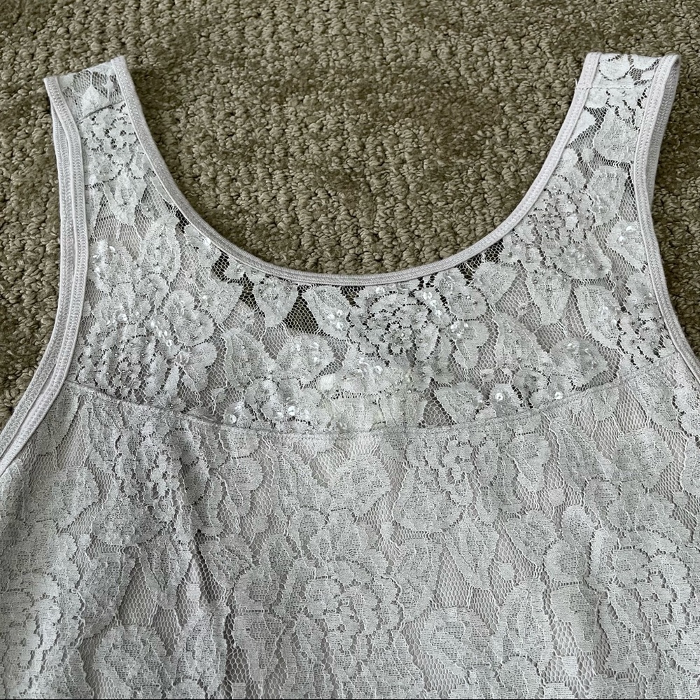 NWOT Women's Gilly Hicks Floral Lace Embellished Tank Top size Small - Picture 4 of 8